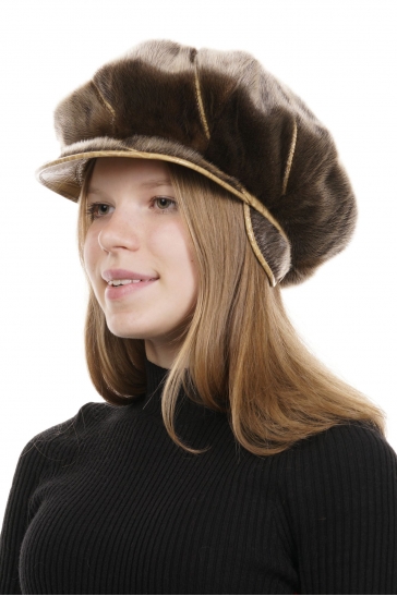 Шапка женская из нерпы